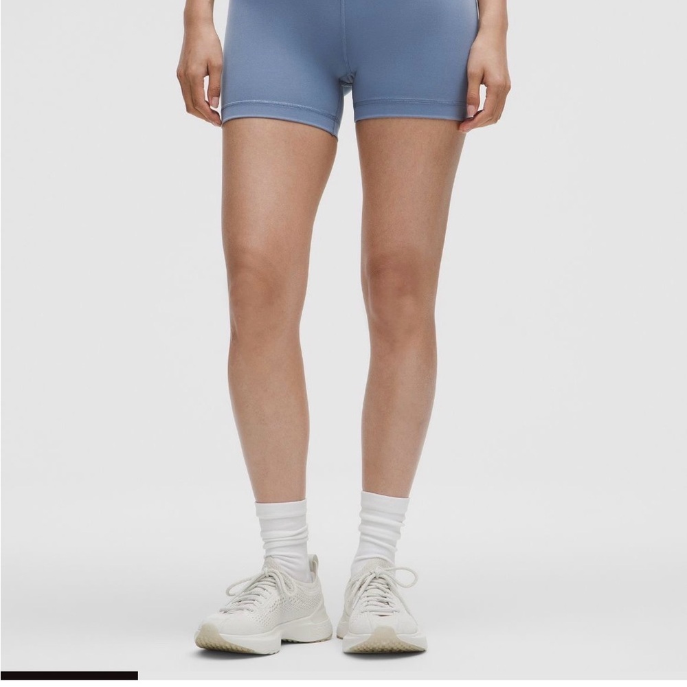 Lululemon Wunder Train 4” Shorts Washed Denim NWT Sz6